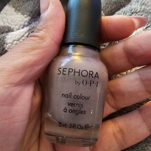 SEPHORA BY OPI - METRO CHIC-MATTE - SE M70  NEVER USED. NO BOX.
